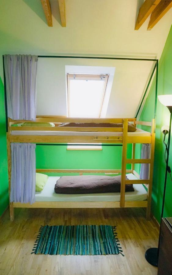 Jimmy Jumps House Hostel Vilnius Exterior photo